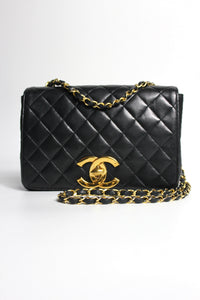 CHANEL Rare Collector Vintage 1986-1988 Black Leather Full Flap CC 24 carat Gold Hardware Handbag