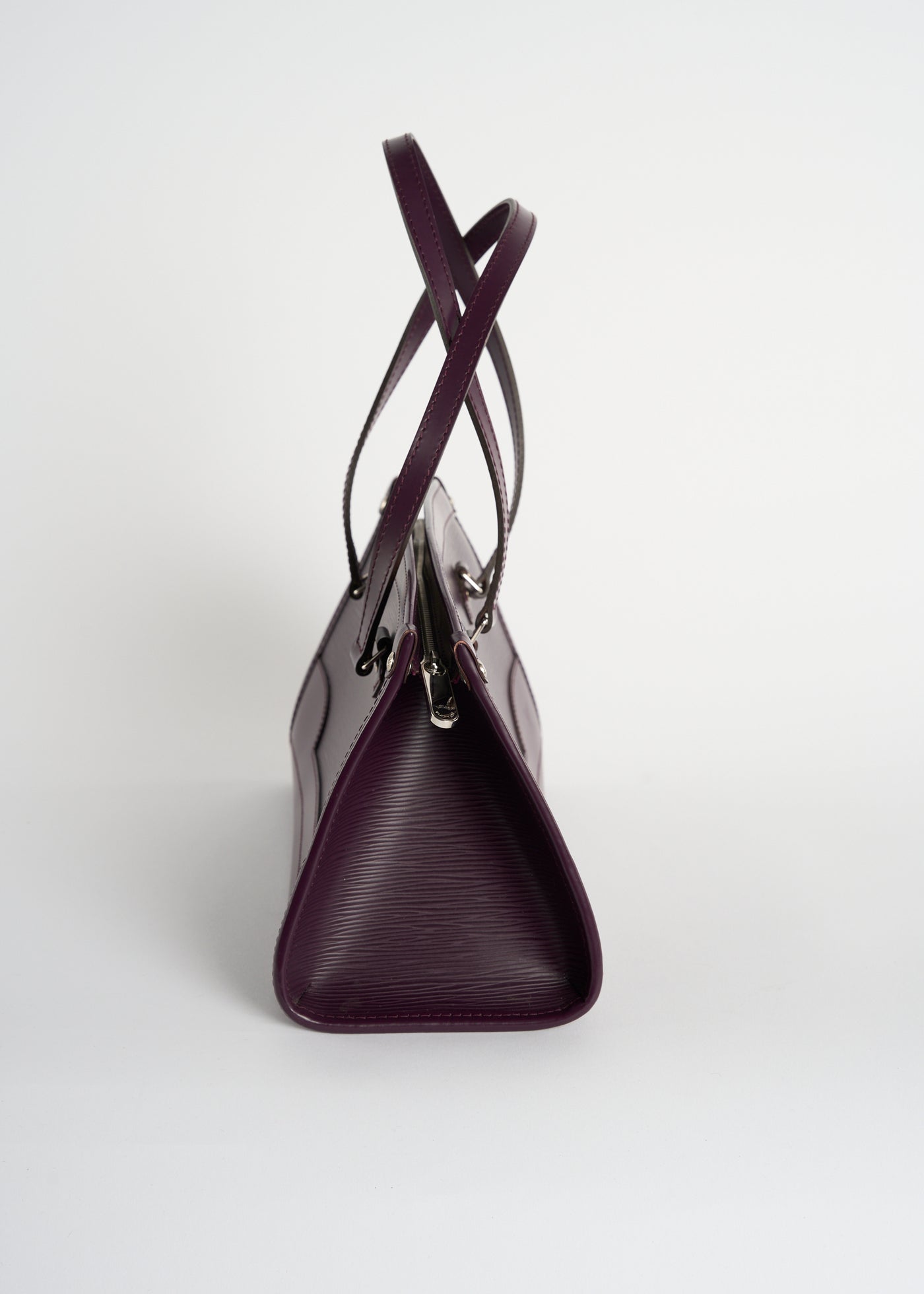 LOUIS VUITTON "Madeleine" purple epi leather handbag