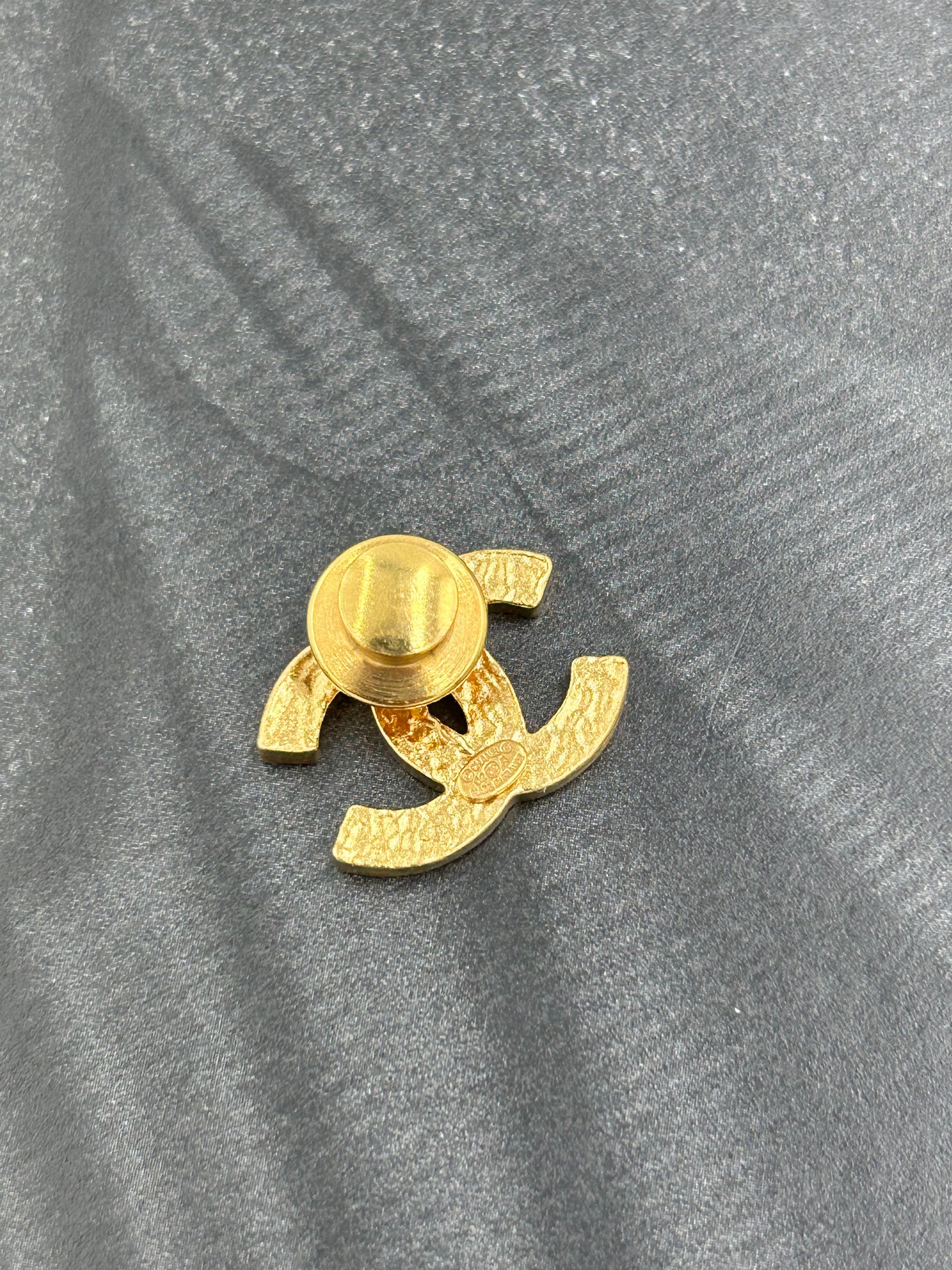 CHANEL small cc pin brooch