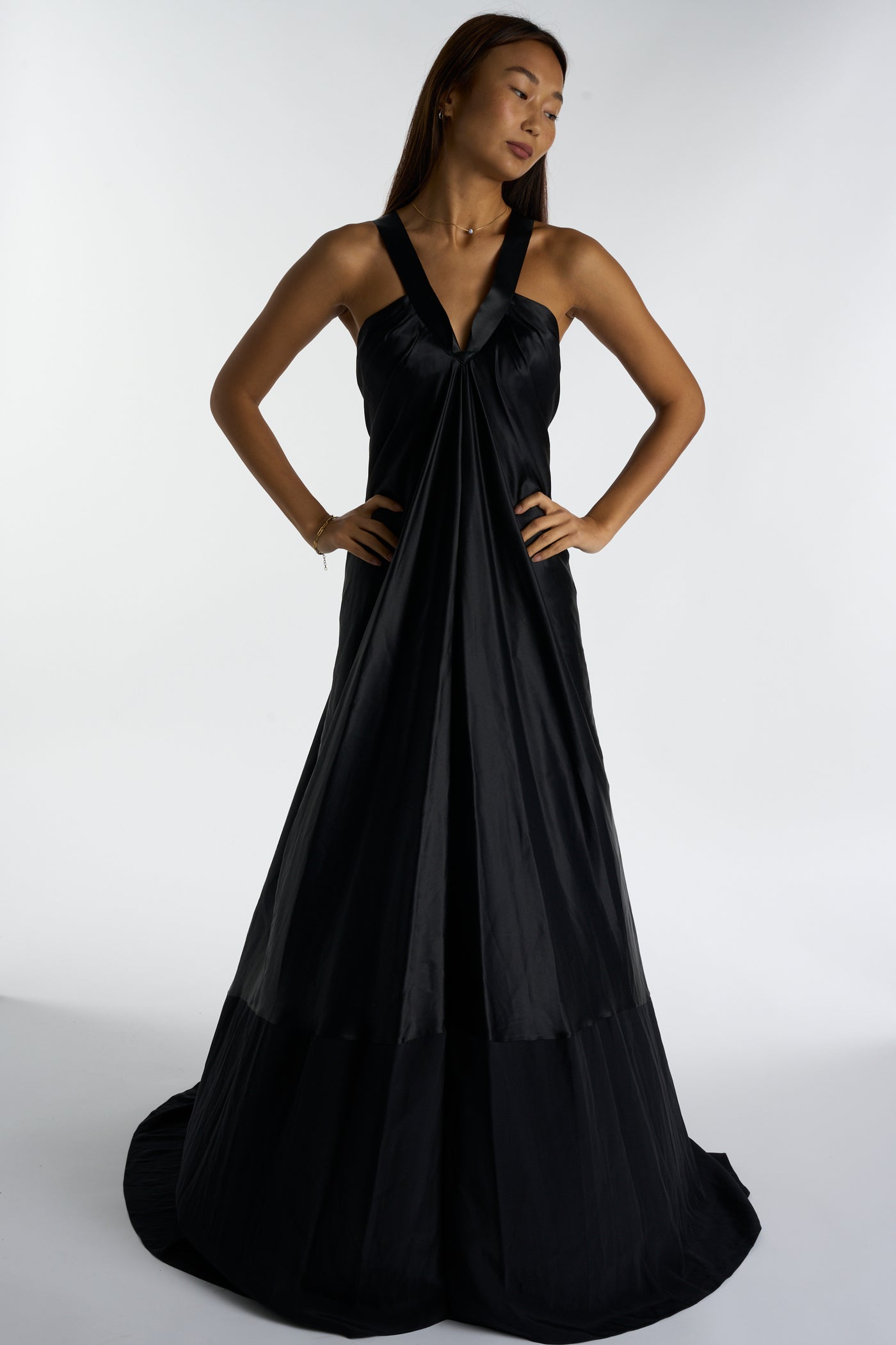 AMANDA WAKELEY evening gown black