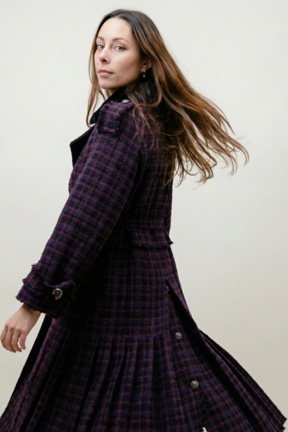 CHANEL Metiers d'Art Paris Edinburgh Tweed Tartan Gripoix Buttons Coat size 42