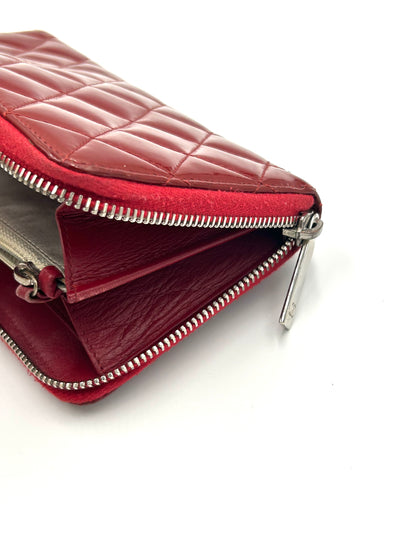 CHANEL patent red zipper wallet