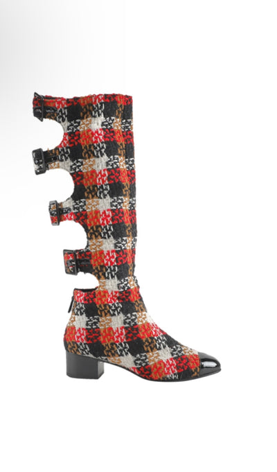 CHANEL Fall 2007 Tweed Boots with black patent cap toe size 39