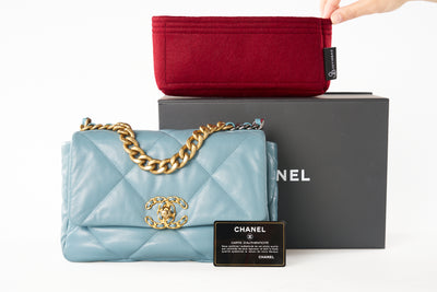 CHANEL small 19 blue handbag pristine full set