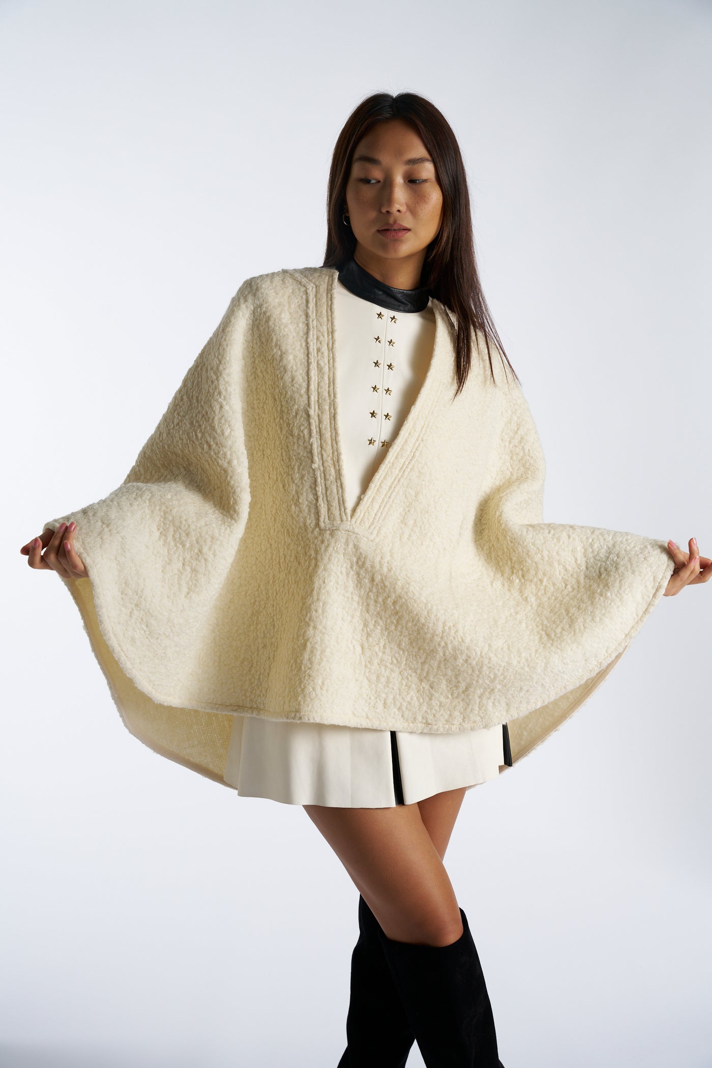 VALENTINO wool bouclé cape size M Fall21 Runway RRP: £2300