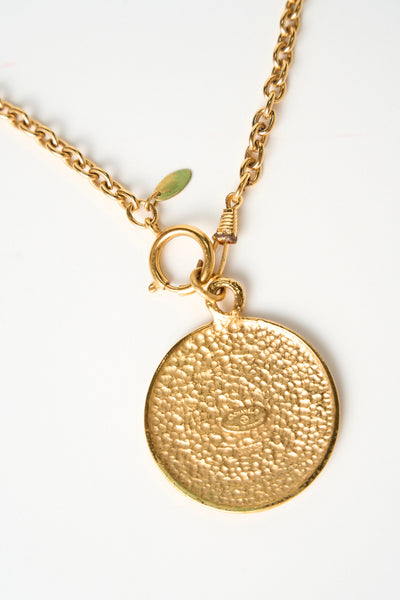 CHANEL rare collectible 1980's lion scenery round pendant necklace