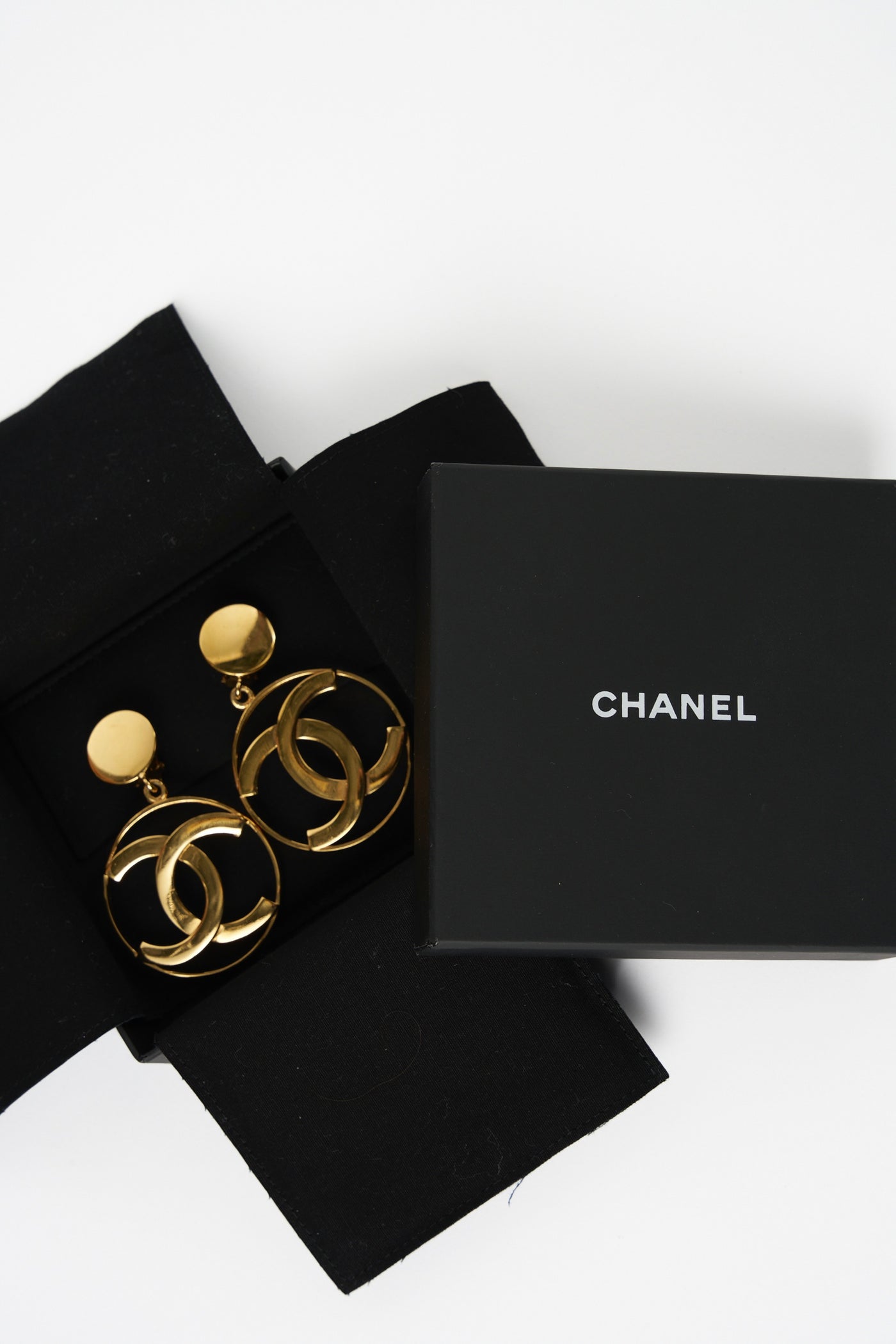 CHANEL rare and collectible "Liz Taylor" 1980's CC hoops earrings with box