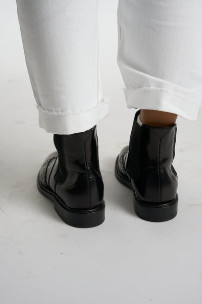 SAINT LAURENT Chelsea boots with box