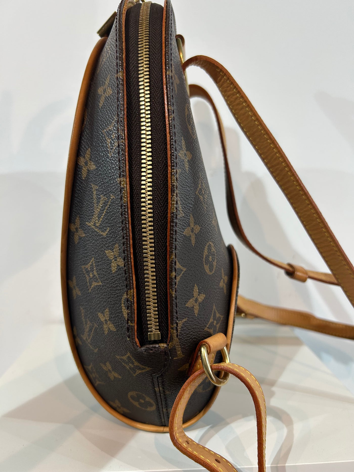 LOUIS VUITTON Ellipse Monogram vintage backpack