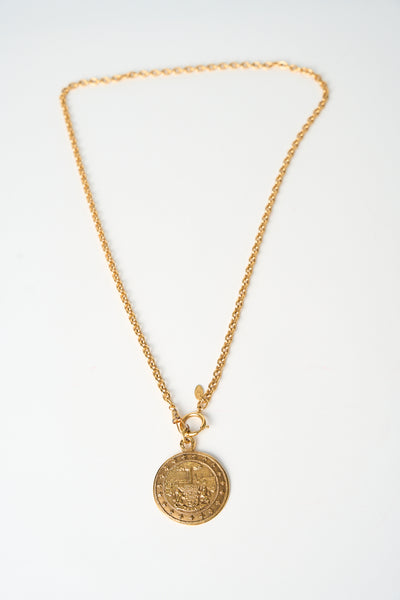 CHANEL rare collectible 1980's lion scenery round pendant necklace