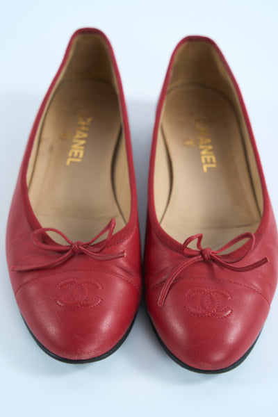 CHANEL red leather ballet flats size 40