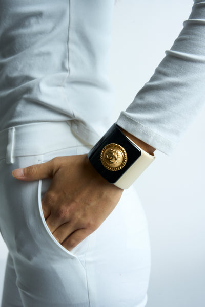 CHANEL cuff bracelet 2019A with pouch and box