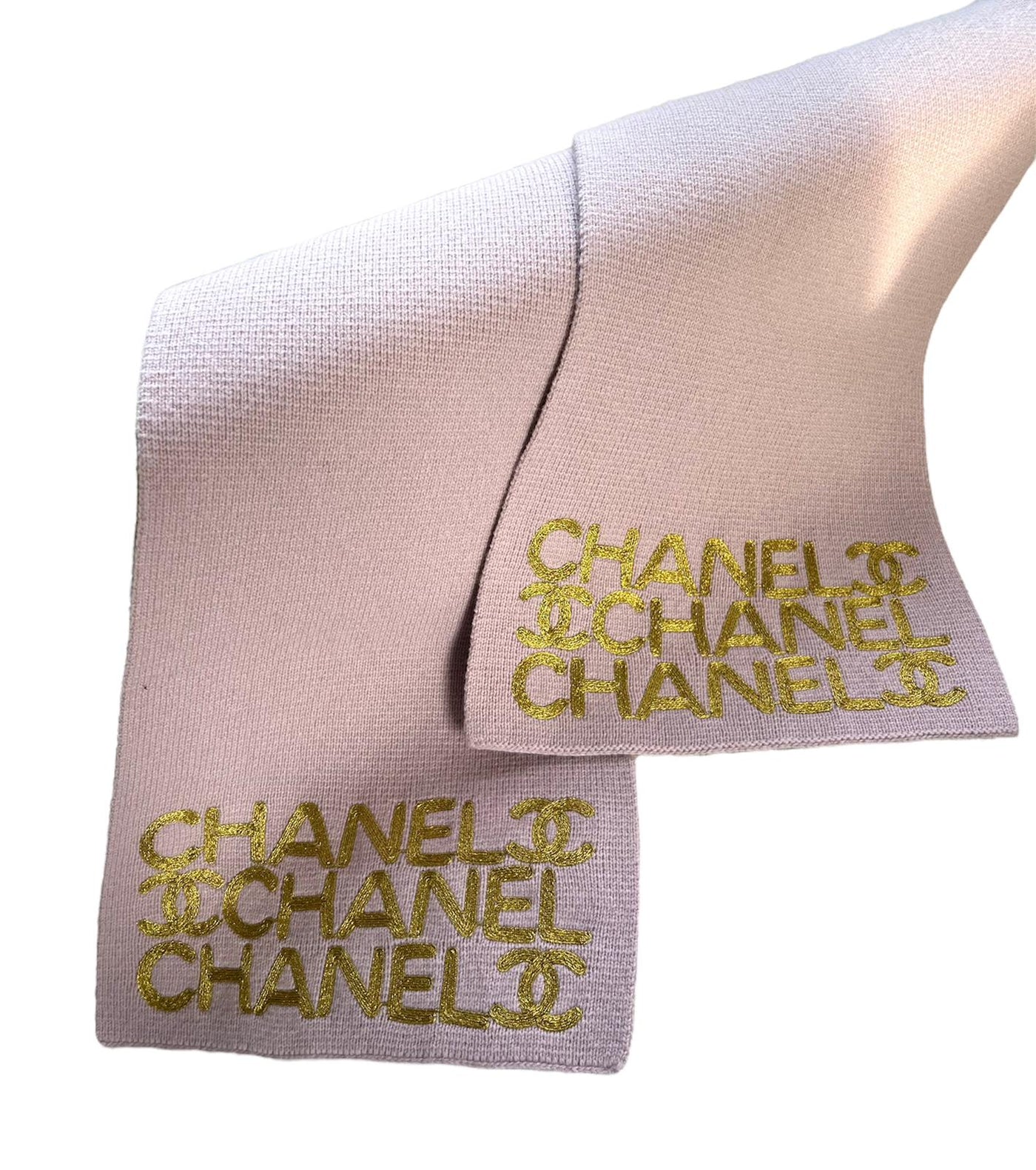 CHANEL Cashmere & Wool light pink scarf