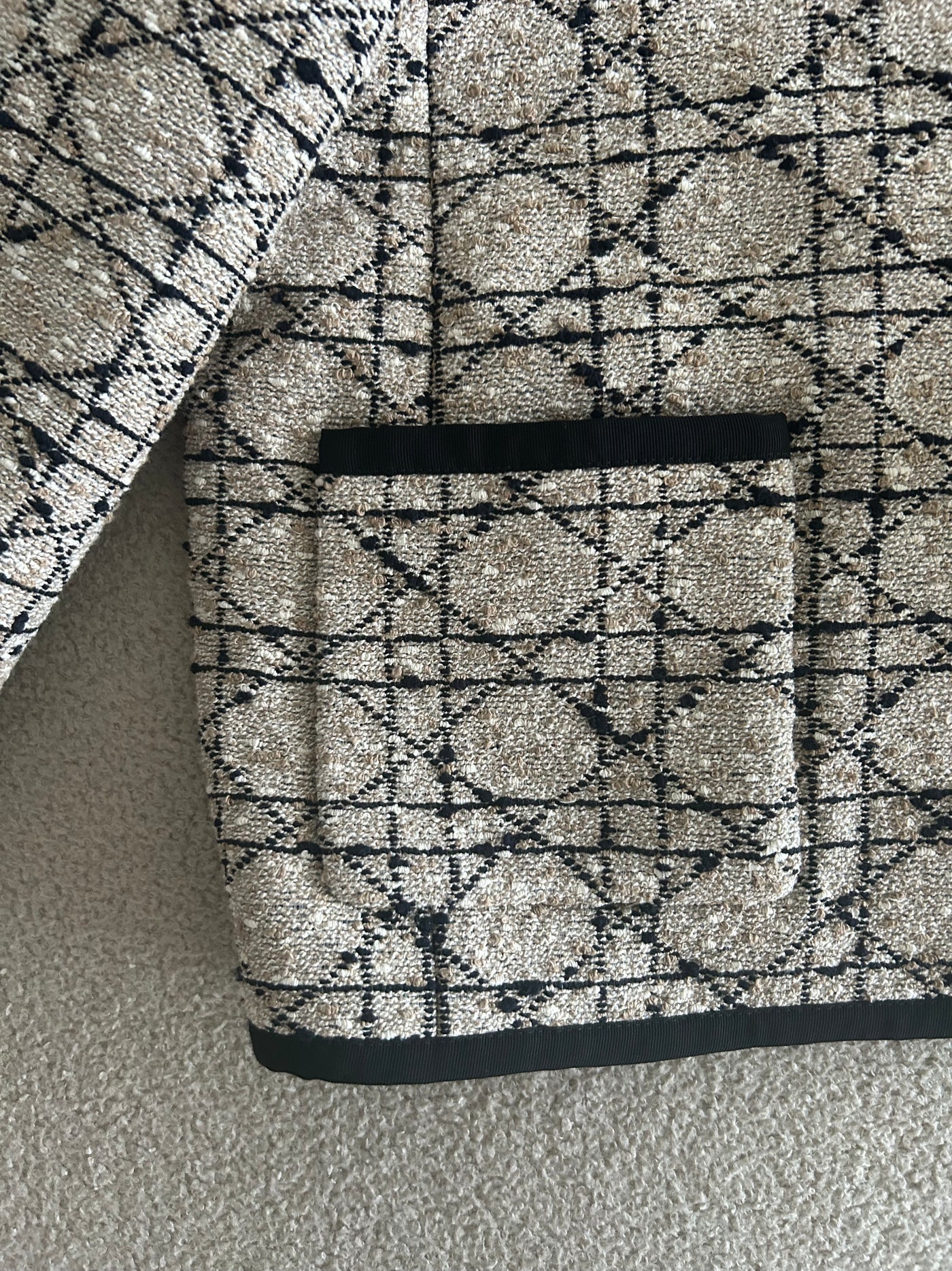 CHRISTIAN DIOR New Collection Macro Cannage Beige Cropped Jacket size 36 Current RRP 3900 euros