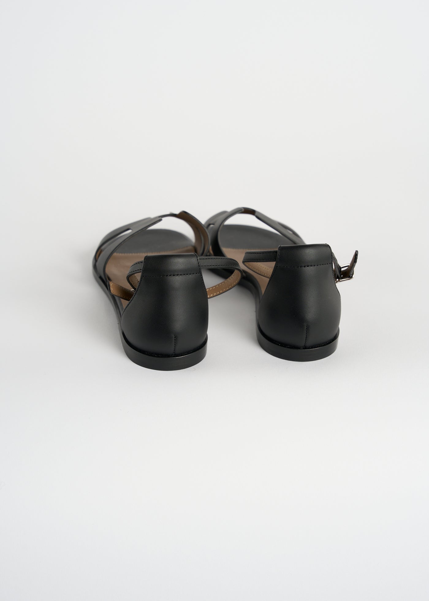 HERMES Santorini black leather sandals