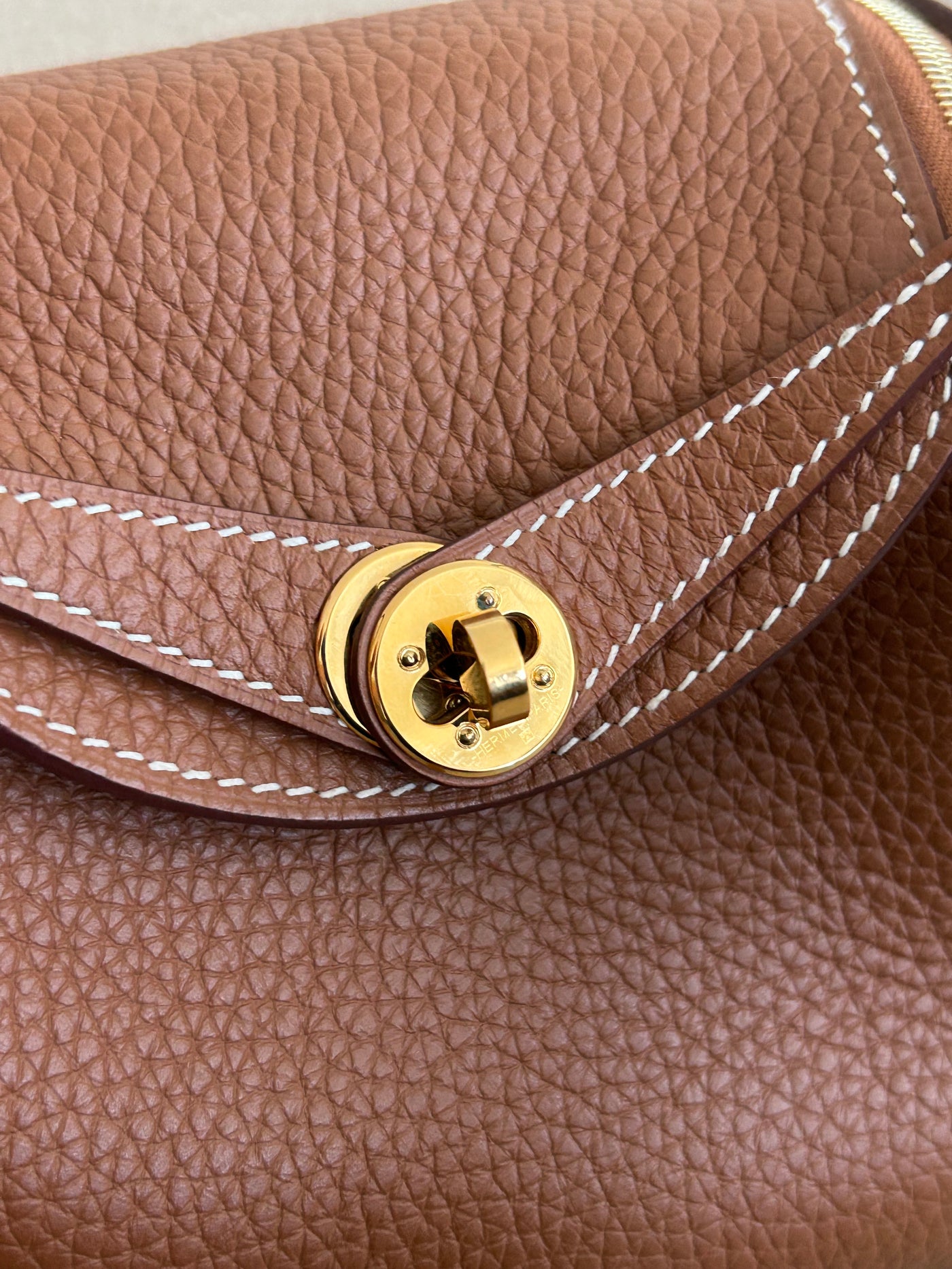 HERMES Lindy Mini || Gold Clemence Leather with Gold Hardware