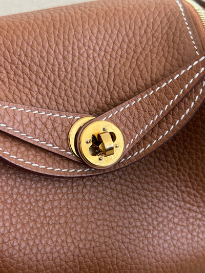 HERMES Lindy Mini || Gold Clemence Leather with Gold Hardware