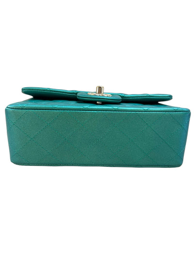CHANEL 22A mini rectangle emerald green iridescent handbag full set