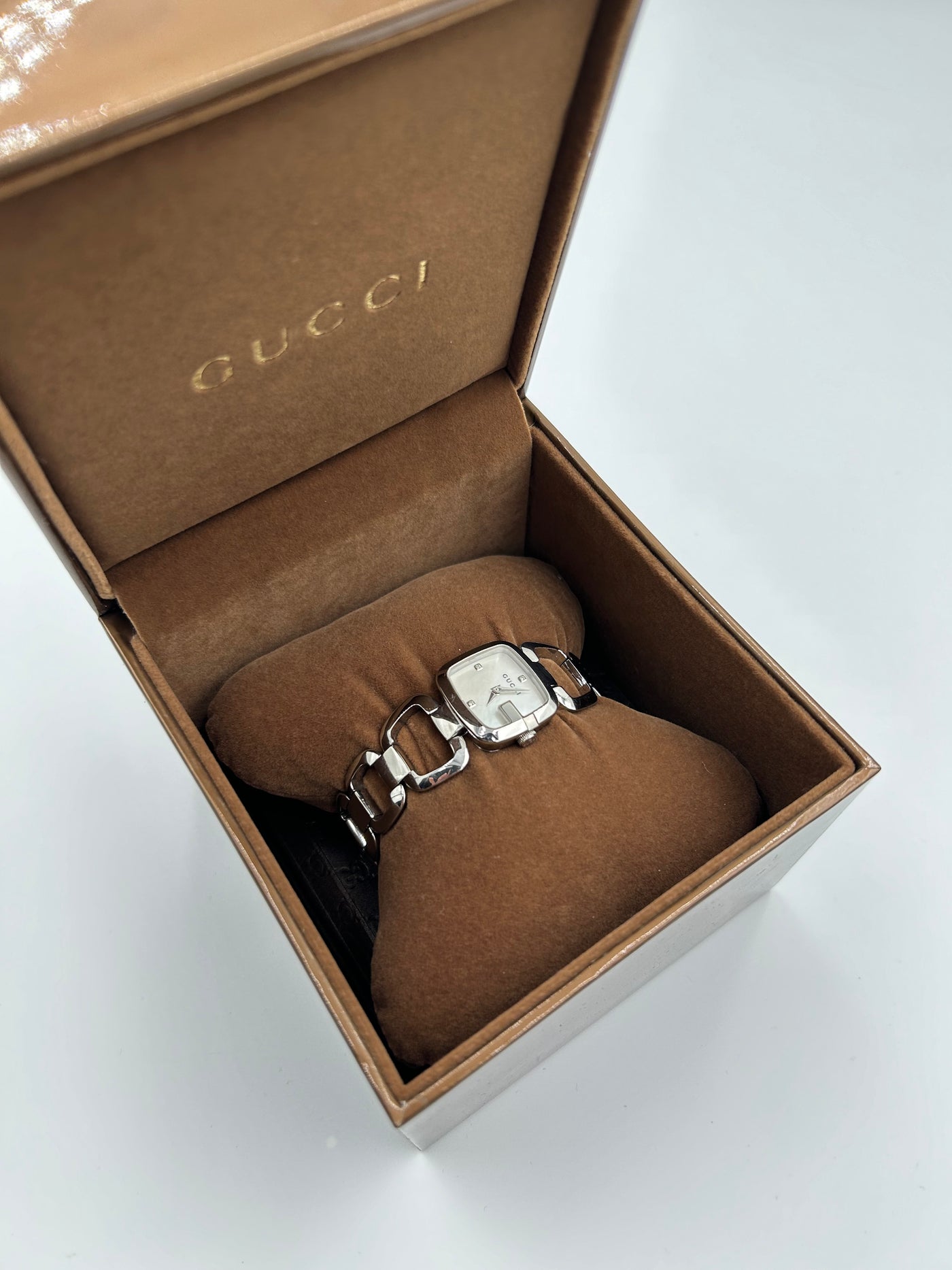 GUCCI watch with diamonds and box