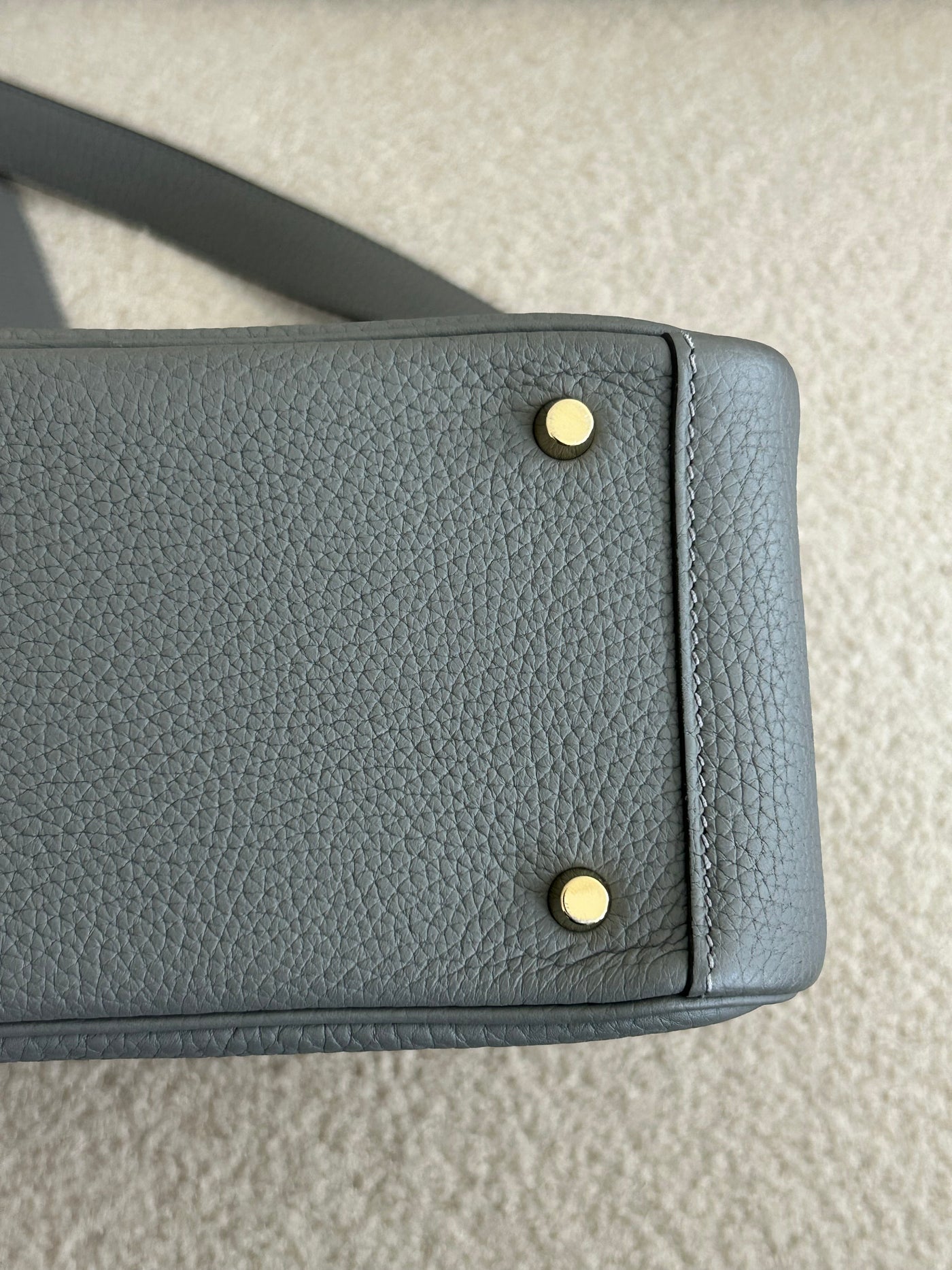 HERMES Lindy Mini || Gris Meyer Clemence leather with Gold Hardware
