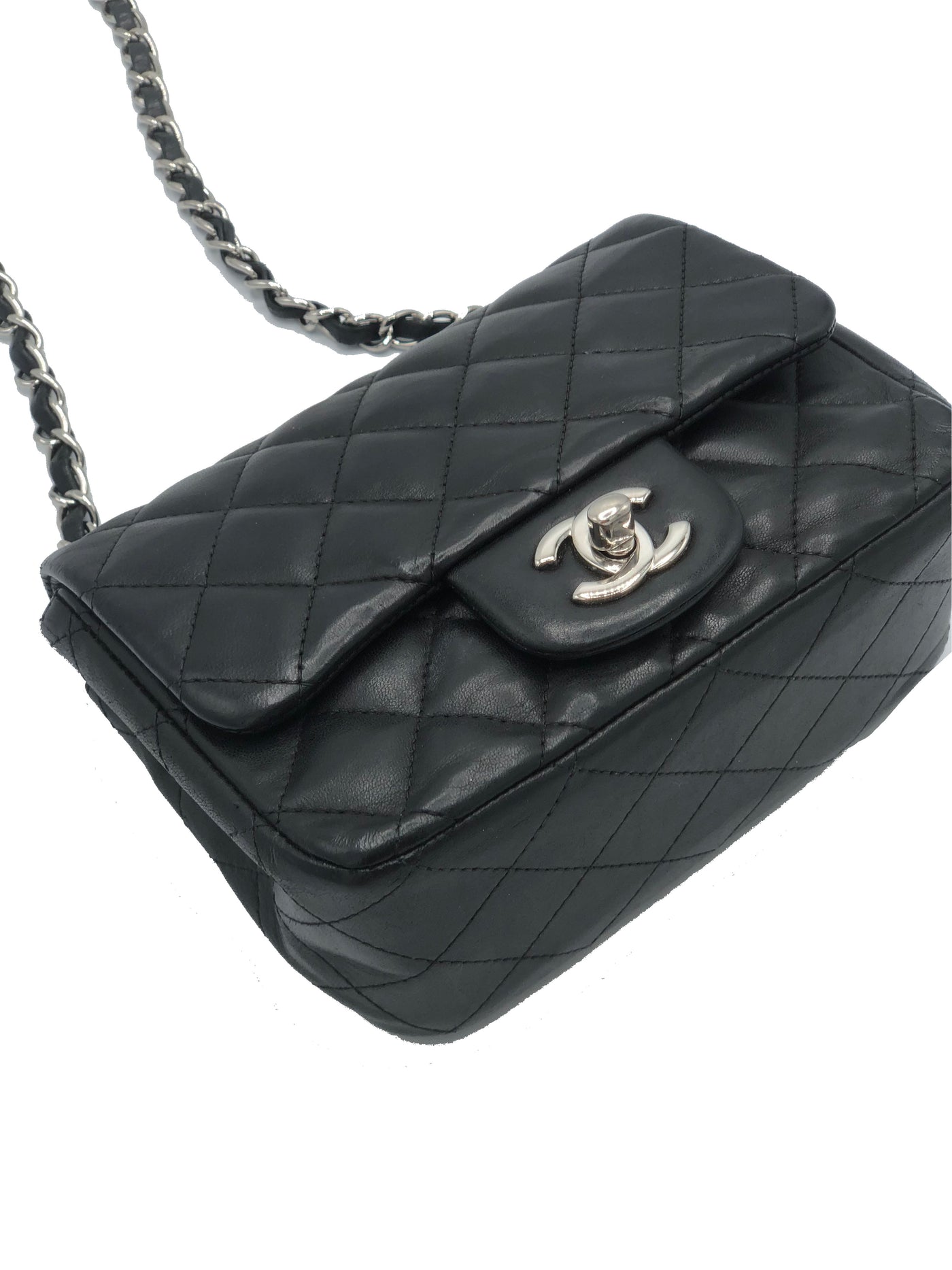 CHANEL Mini Square quilted lambskin with silver hardware hanbdag