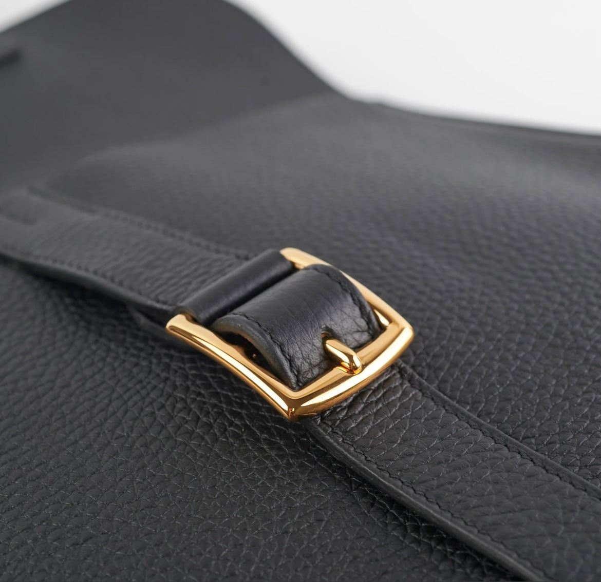 HERMES Alzan 31 Noir Clemence Leather with Gold Hardware