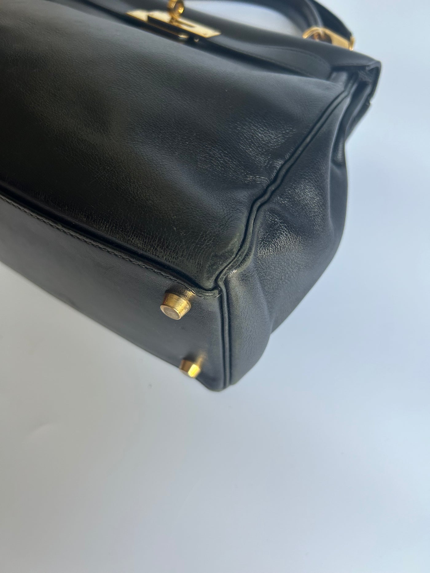 HERMES Kelly 28 vintage 1996 black swift leather with gold hardware