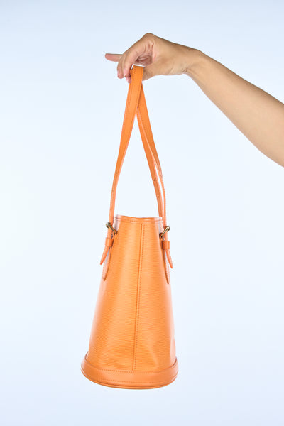 LOUIS VUITTON orange épi bucket bag