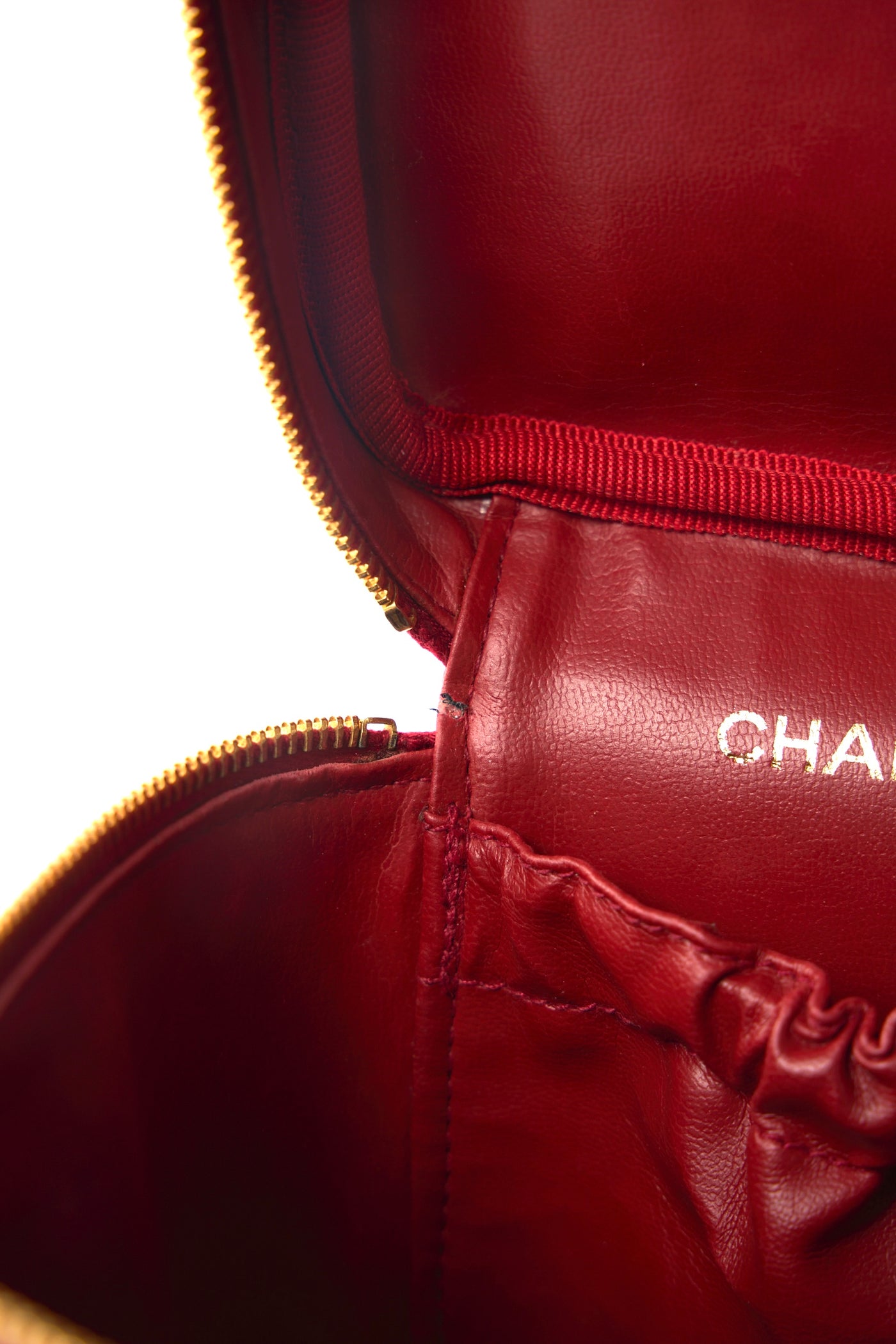 CHANEL vintage red caviar vanity with 24ct gold plated