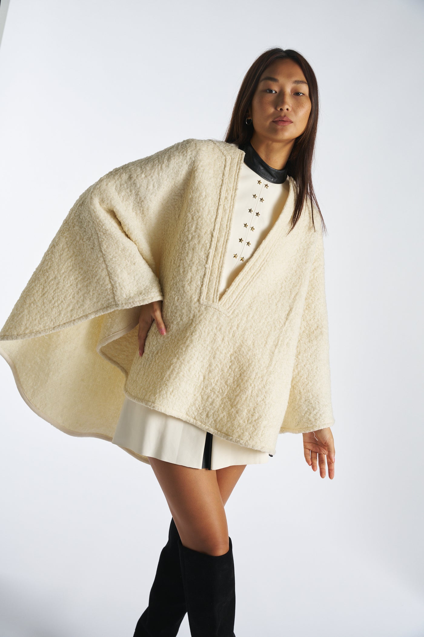 VALENTINO wool bouclé cape size M Fall21 Runway RRP: £2300