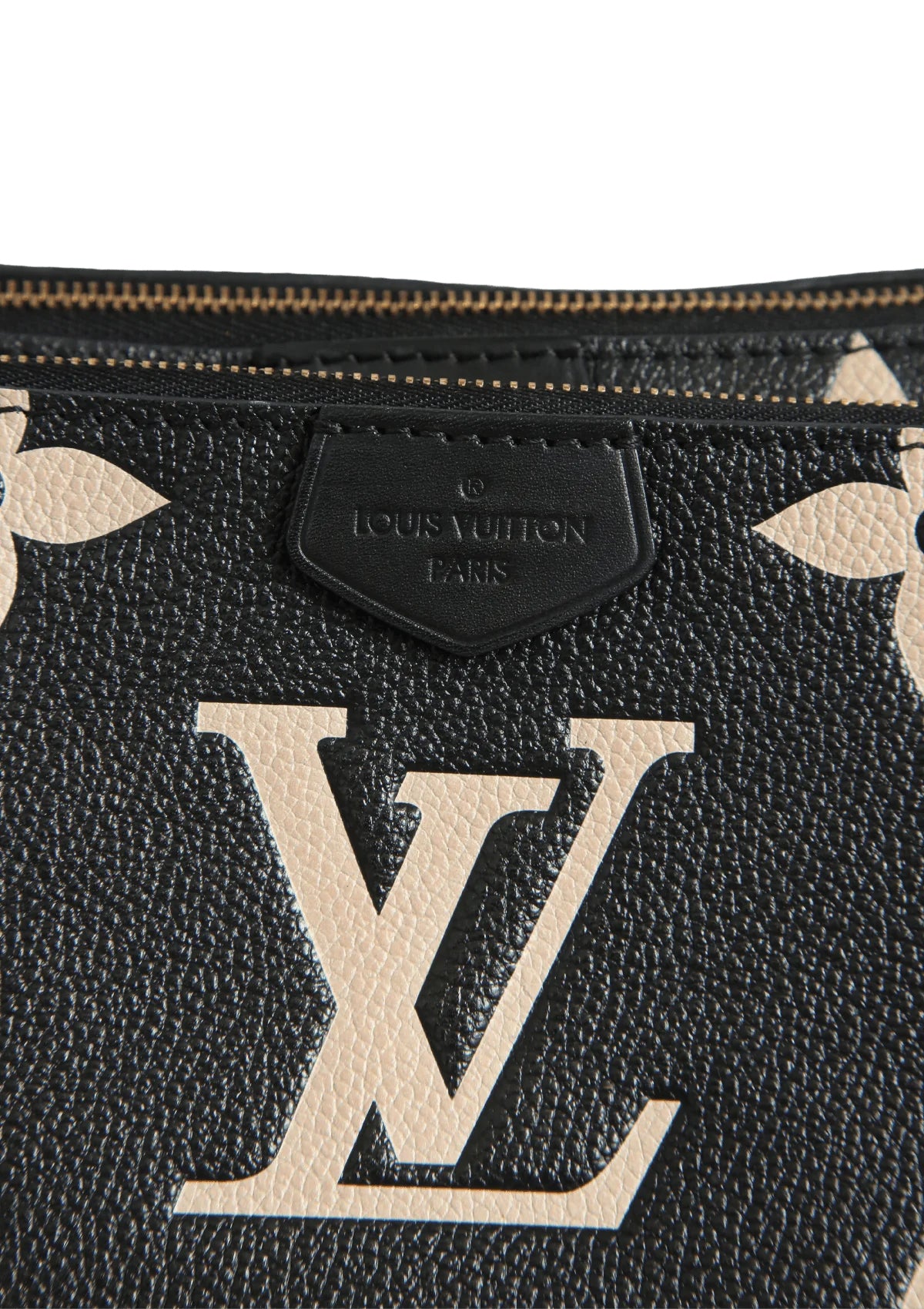 LOUIS VUITTON Multi pochette cream and black leather