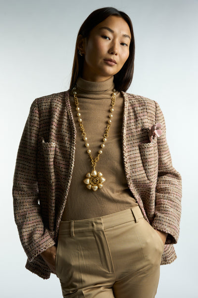 CHANEL collection 28 (1993) vintage gold chain with pearls