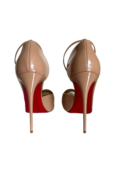 Christian LOUBOUTIN beige patent heels size 38.5 never worn