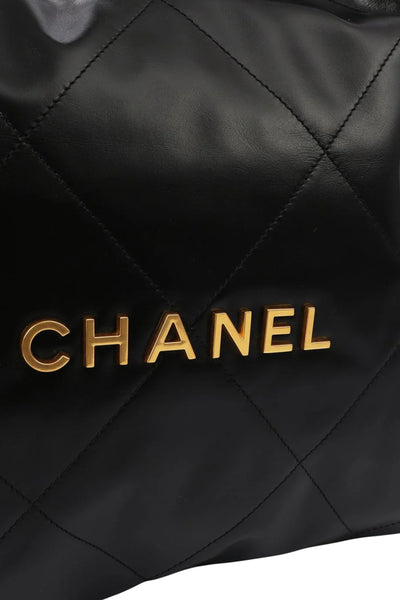 CHANEL 22 black leather handbag with gold hardware never worn