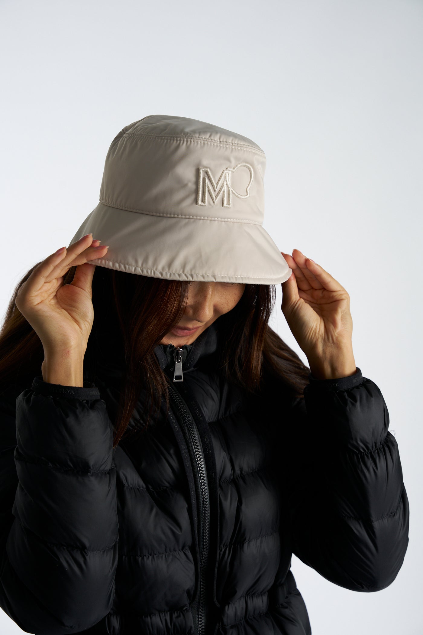 MONCLER nylon bucket hat size SS21 off white