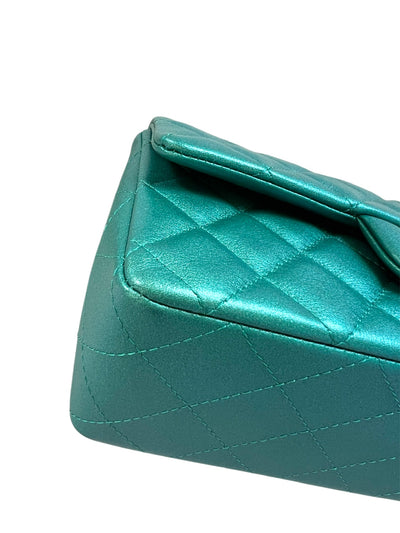 CHANEL 22A mini rectangle emerald green iridescent handbag full set