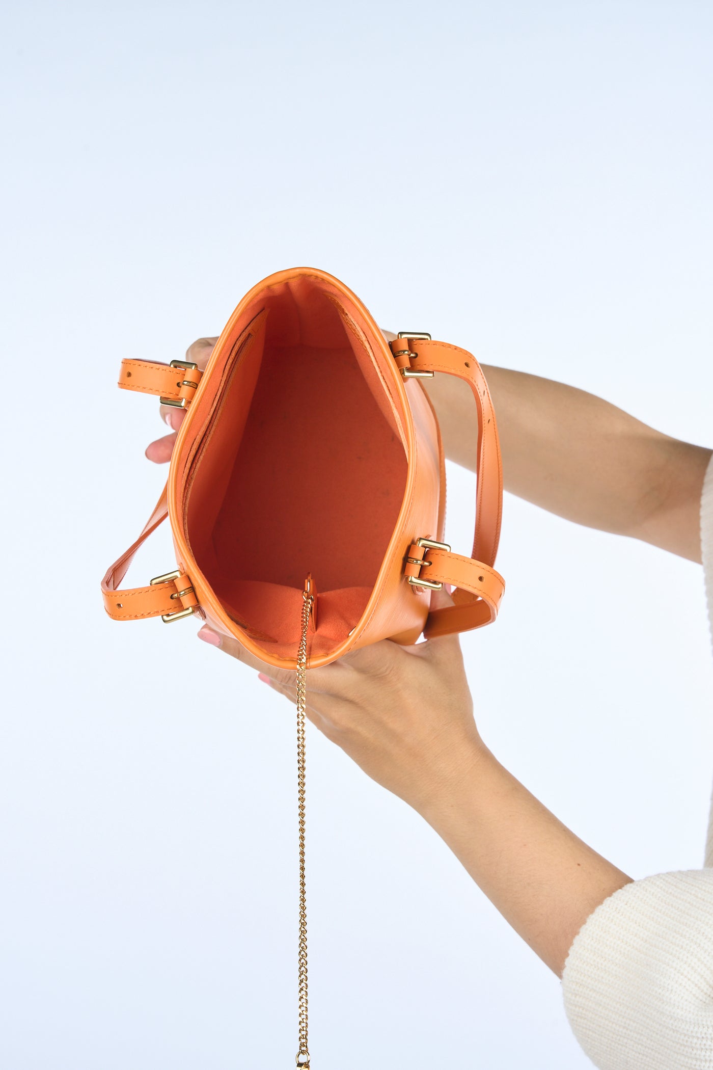 LOUIS VUITTON orange épi bucket bag