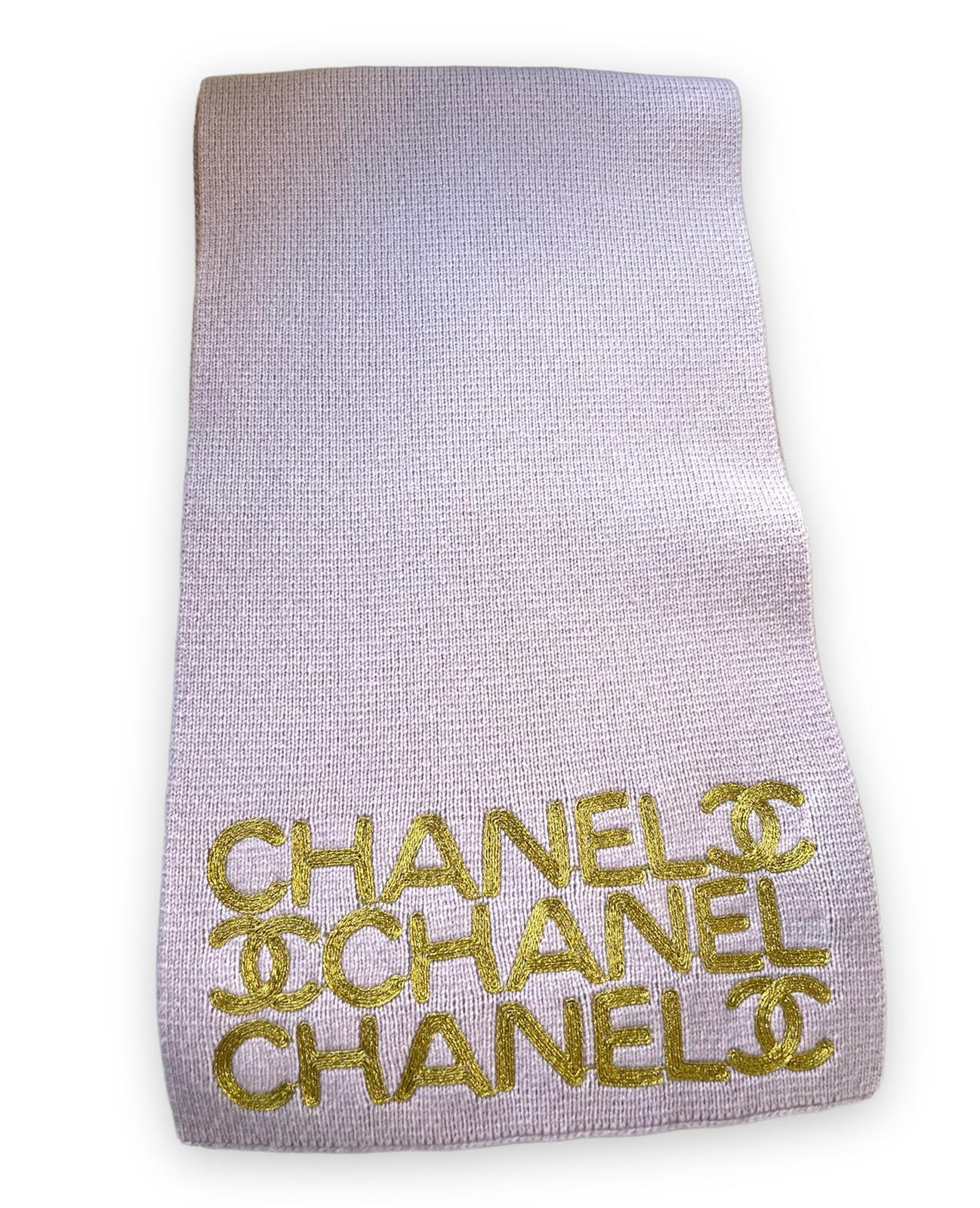 CHANEL Cashmere & Wool light pink scarf