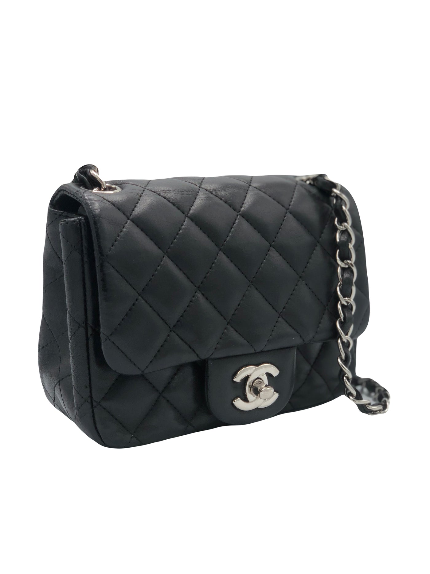 CHANEL Mini Square quilted lambskin with silver hardware hanbdag