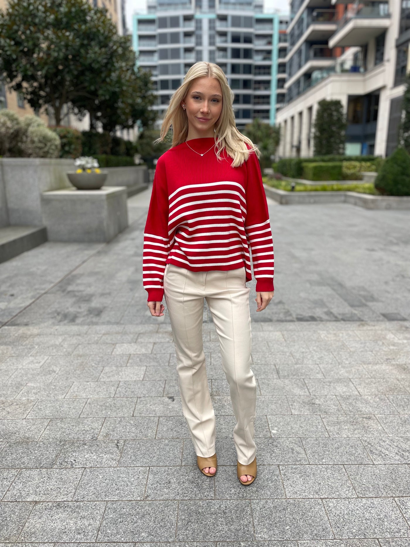 VALENTINO Striped jumper is Red Ivory with logo at the back size M RRP $1900