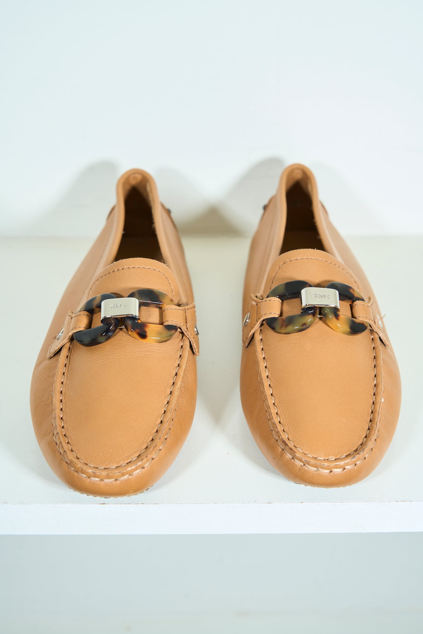 TOD’S leather loafers with tortoise buckle size 36