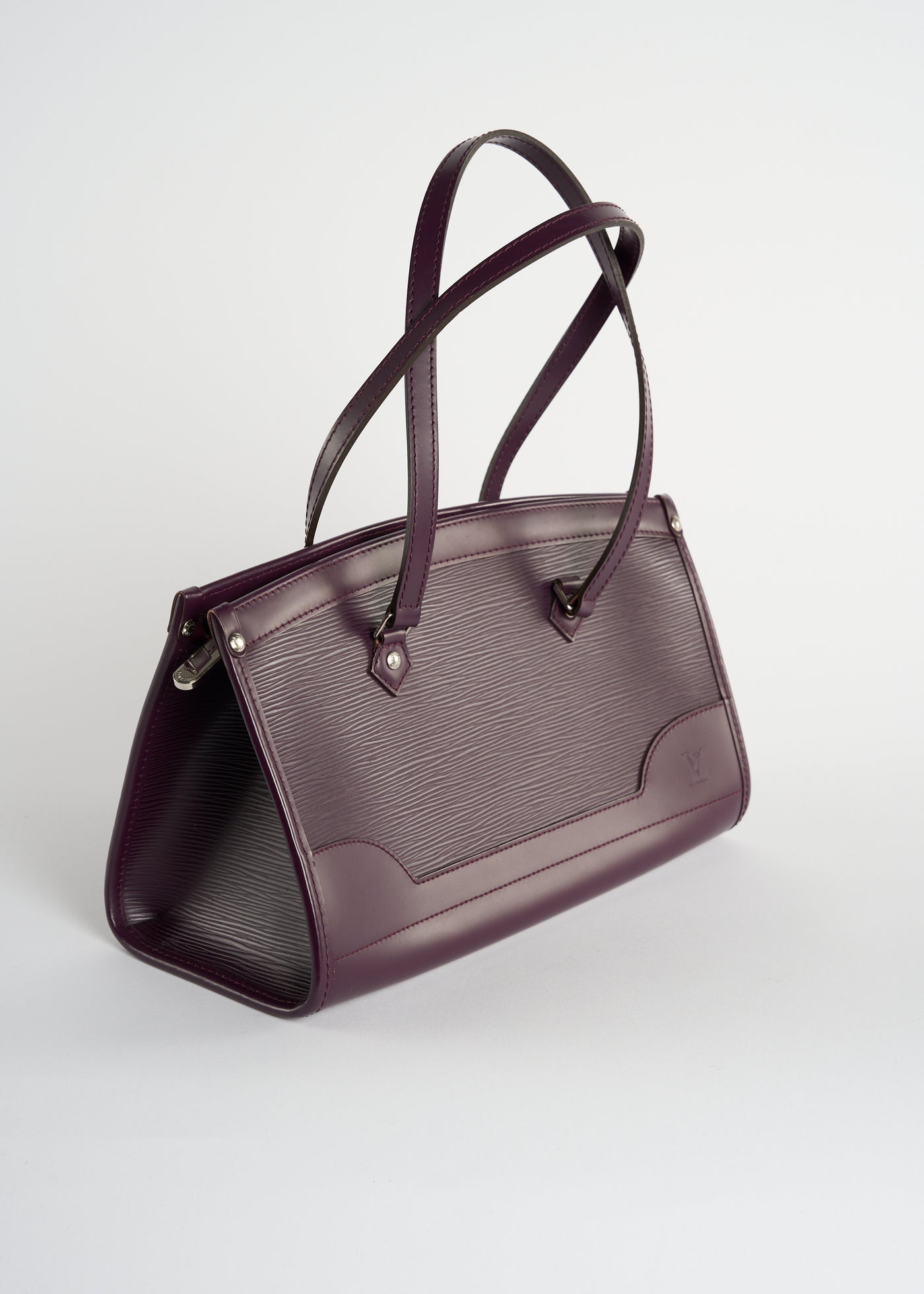 LOUIS VUITTON "Madeleine" purple epi leather handbag