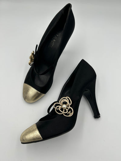 CHANEL camélia heels size 39