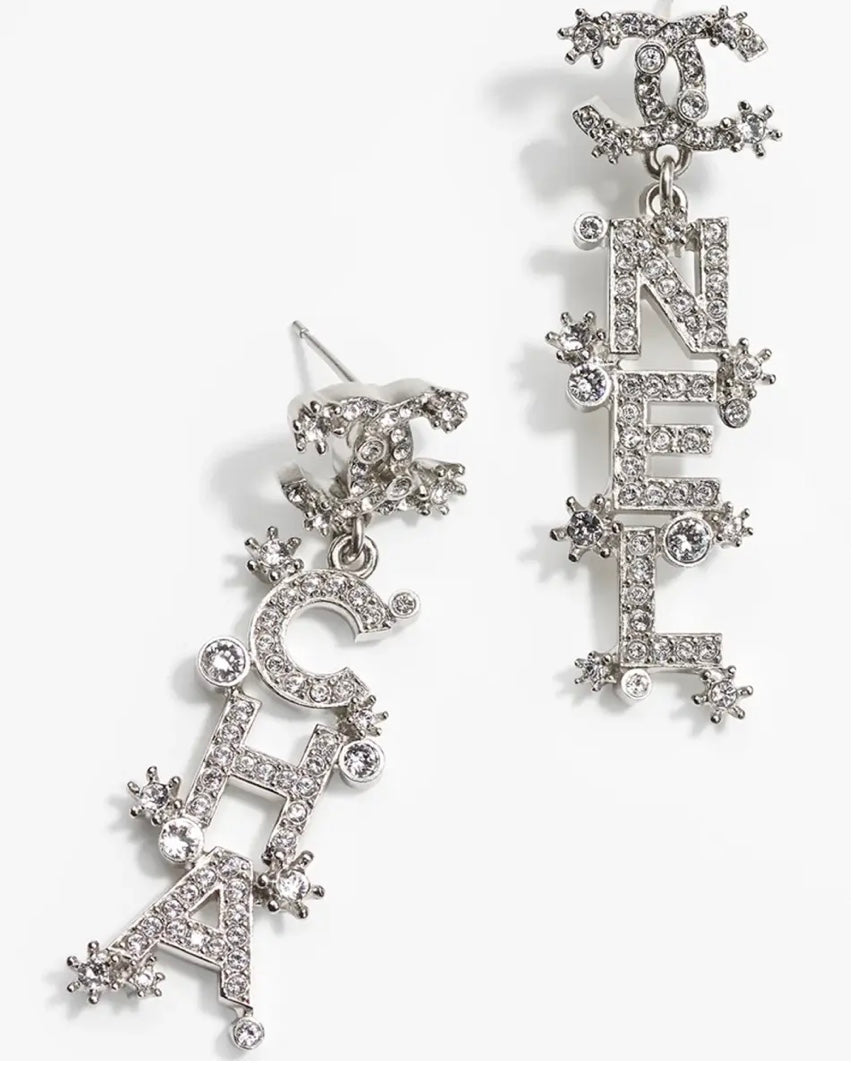 CHANEL Silver Crystals Earrings (23P)