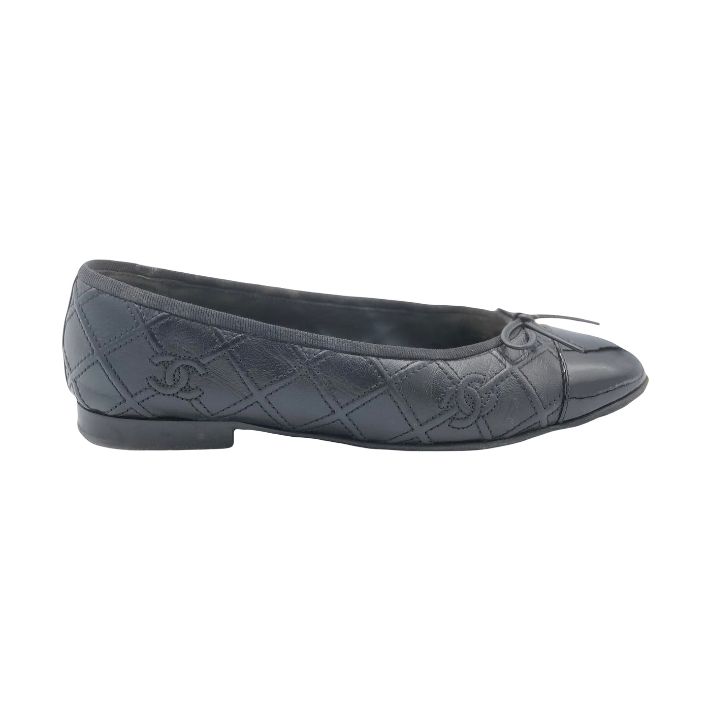 CHANEL Ballet Flat Quilted CC leather and patent cap toe size 37.5 with box RRP: £820