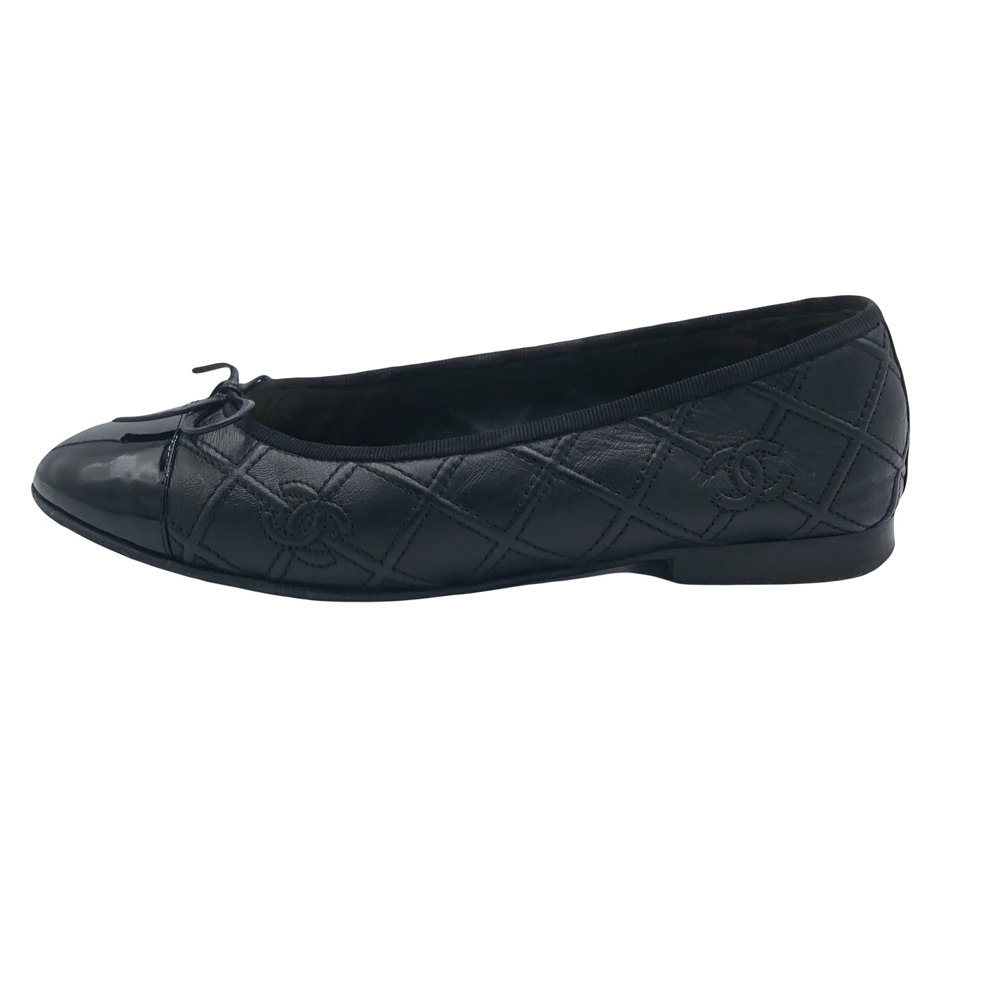 CHANEL Ballet Flat Quilted CC leather and patent cap toe size 37.5 with box RRP: £820