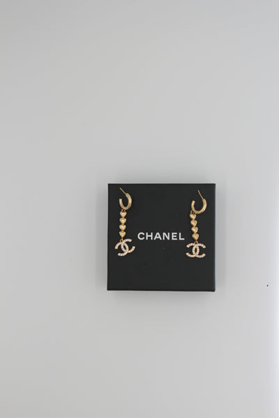 CHANEL gold heart drop earrings with cc crystals with box