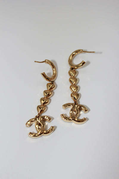 CHANEL gold heart drop earrings with cc crystals with box