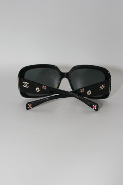 CHANEL black crystals sunglasses with case