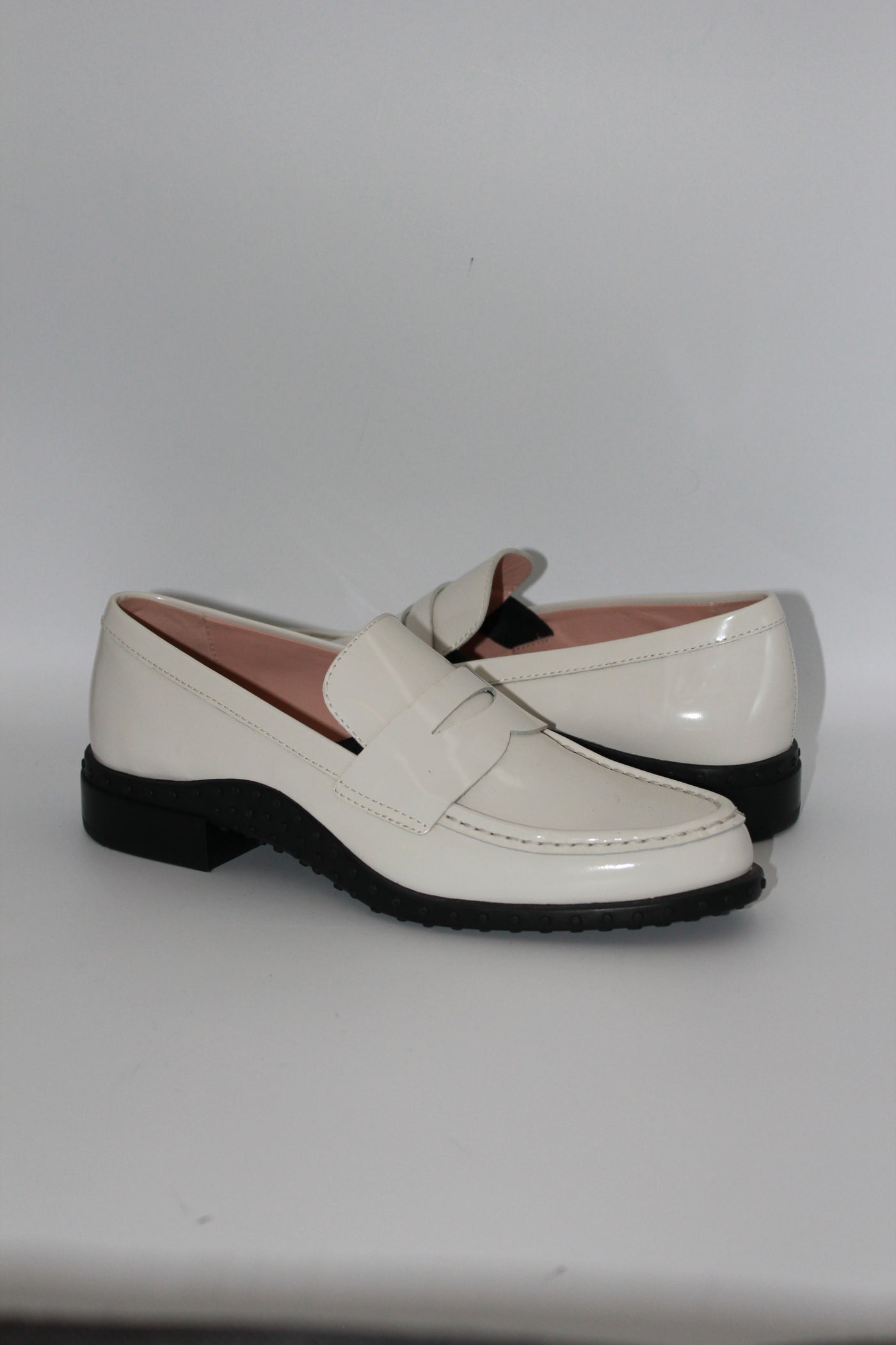 TOD'S white leather loafers size 38